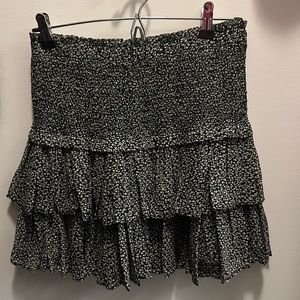 Black & White mini skirt